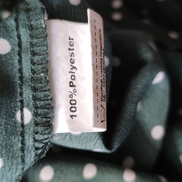 Green polka dot skirt - Picture 11 of 12